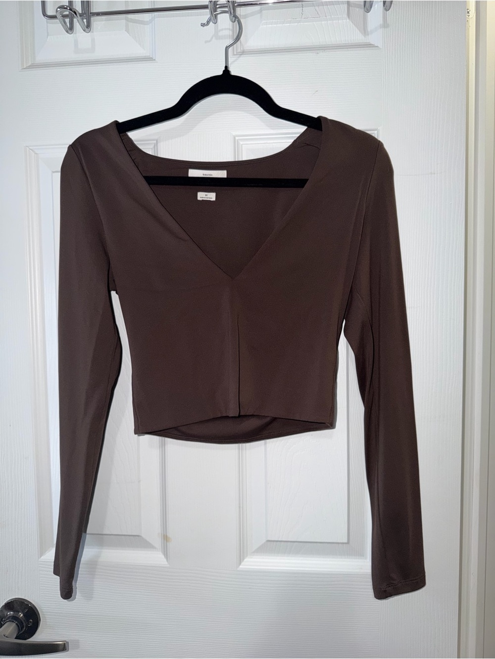 Babaton V-Neck Long Sleeve Crop Top - Brown